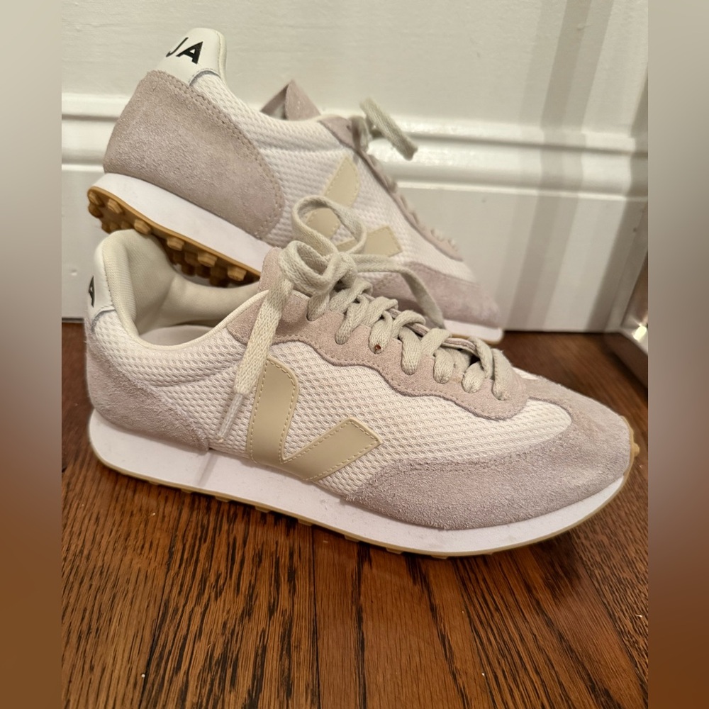 Veja Rio Bravo Sneakers